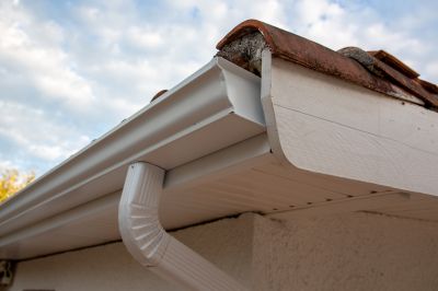 Seamless Gutter Replacement in Clarksville, TN